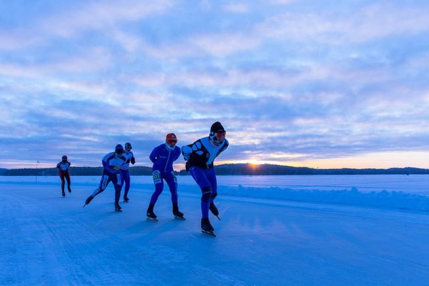 Image, ice skaters racing.