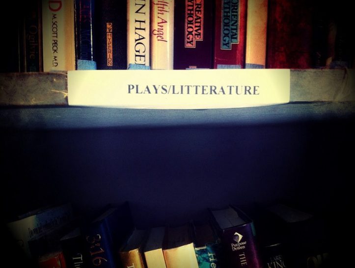 Image, Bookshop sign with a spelling mistake.
