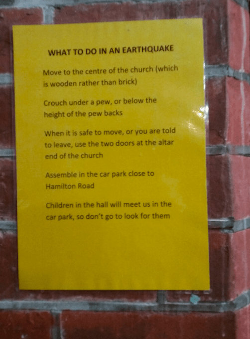 Image, earthquake instruction sign